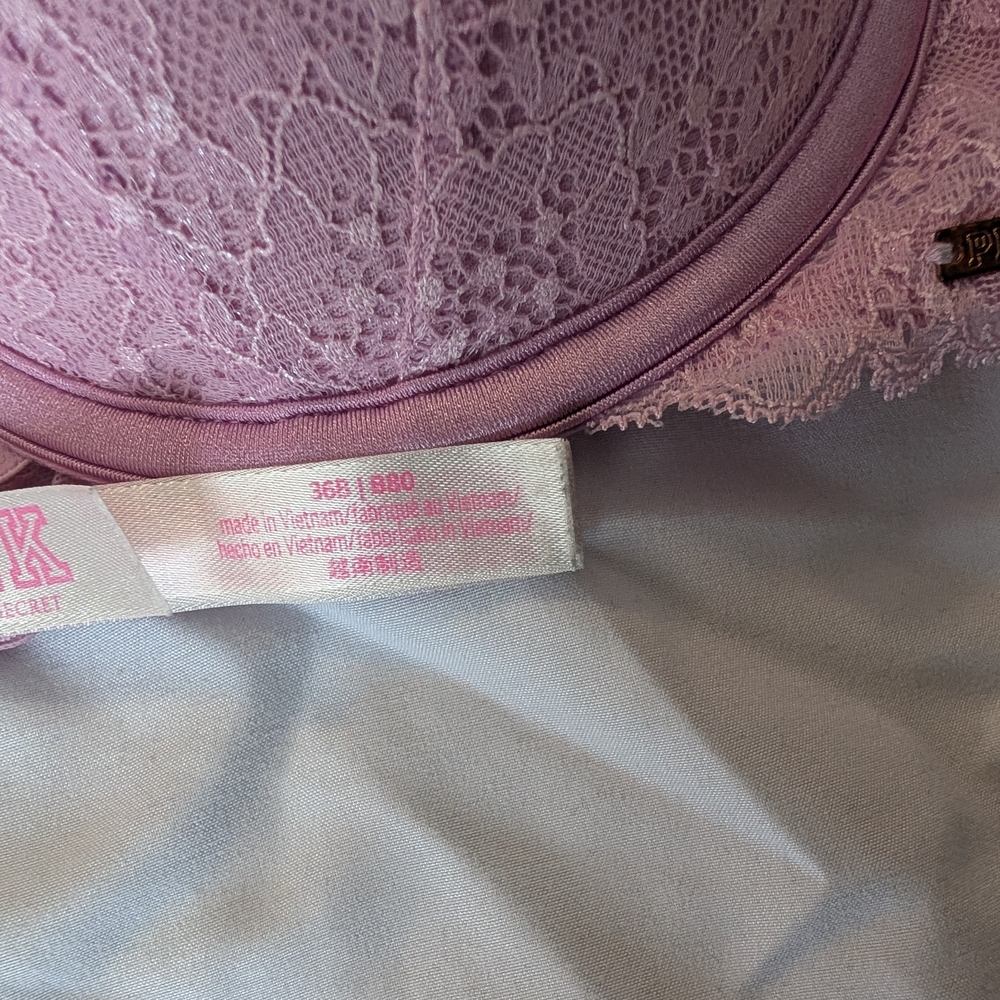 PINK Victoria's Secret Light Pink Lace Bra - Picture 4 of 4